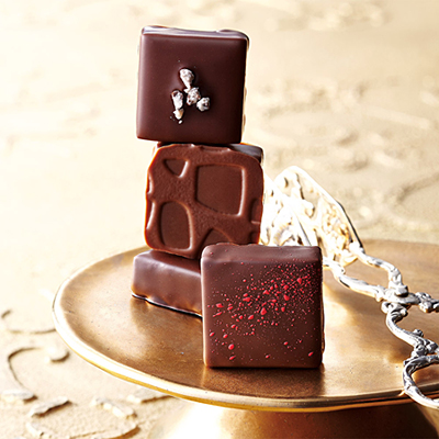 VReBGphI[2017o^C`R[gue[ VR2017v