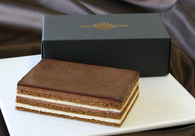 ドルチェ・エスタシオンのオペラ