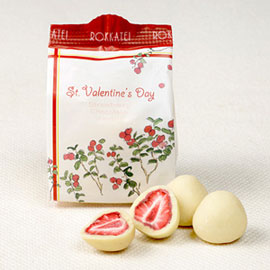 六花亭のストロベリーチョコホワイト