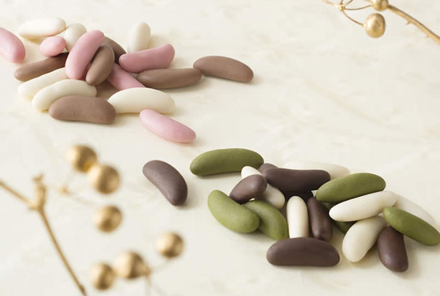 小倉山荘の5色のチョコレートあられ「想ひそめし」